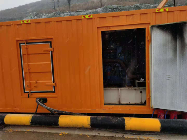 龙子湖发电机出租 柴油发电机组电压低报警怎么办？